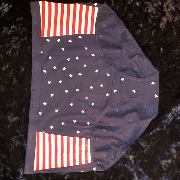 "Two Pairs" Boy Cut Panties - Picture 4 of 5